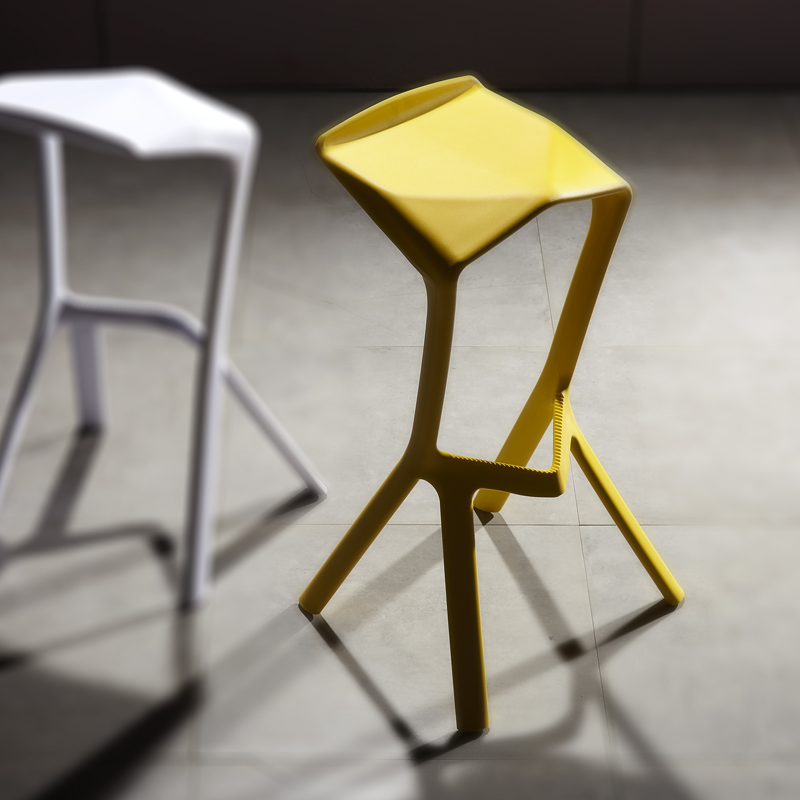 Minimalistic Lounge Bar Chair  - Home Bar Lounge ulasan dan harga